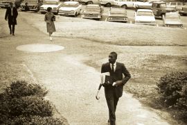 بسبب العنصرية.. طالب أسود يحصل على الماجستير بعد أكثر من 50 عاما الصورة من Washington Post