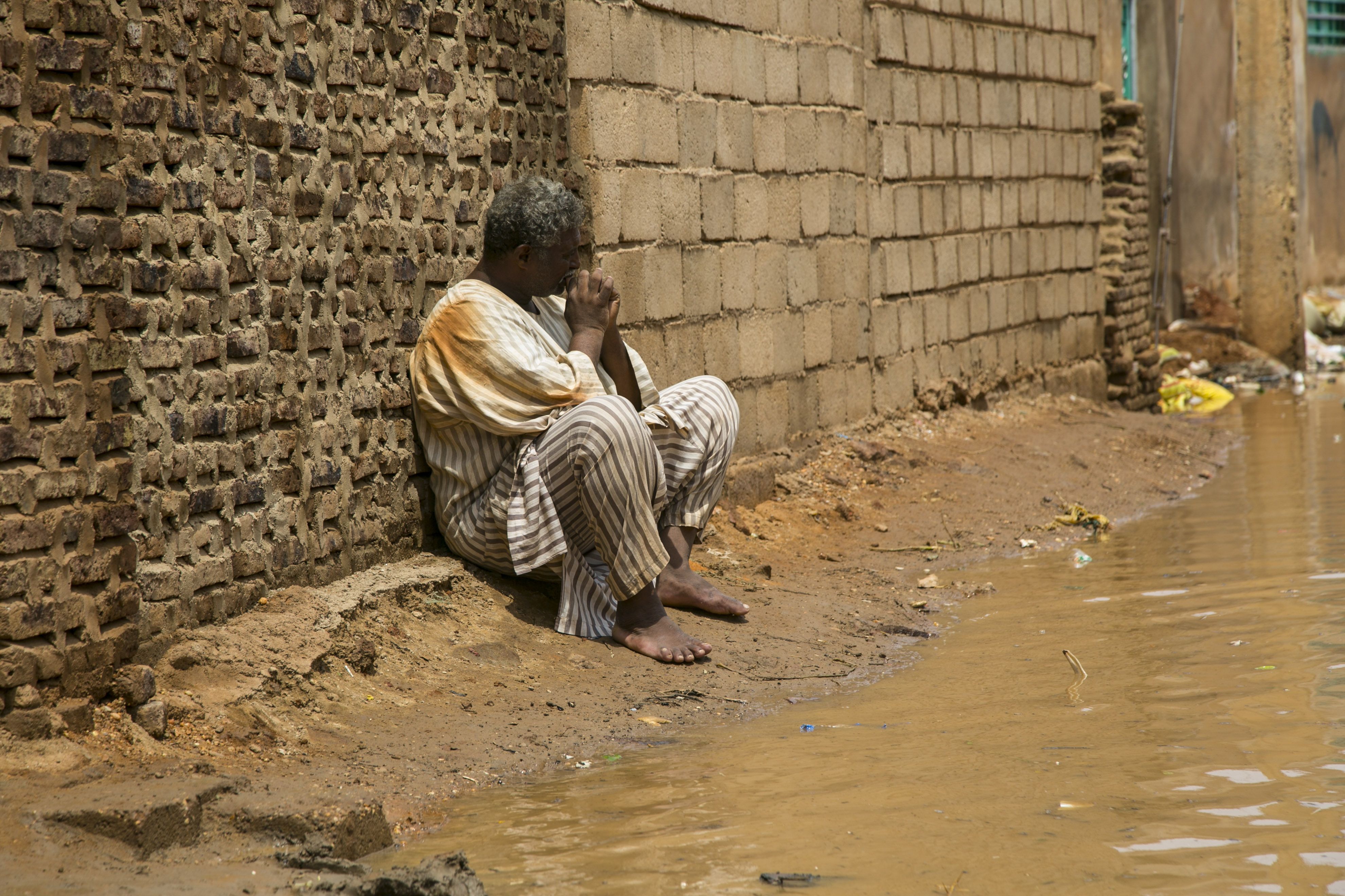 Heavy rain hits Sudan
