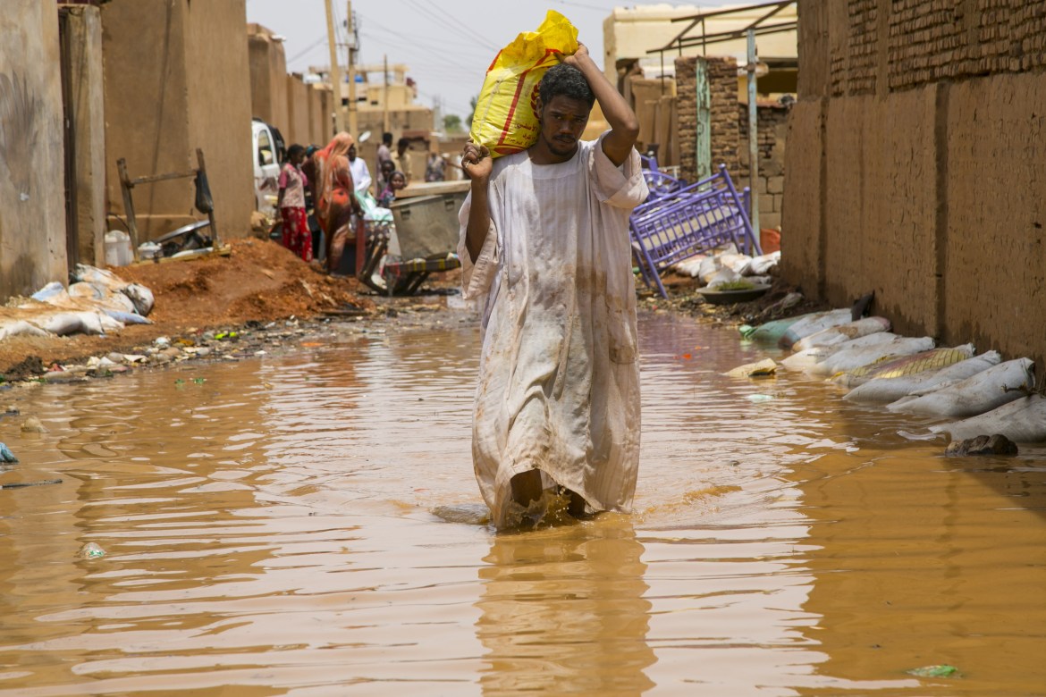 Heavy rain hits Sudan