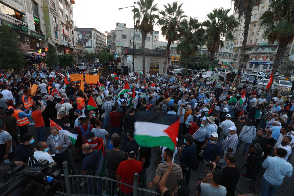 Protest in Ramallah against UAE and Bahrain's normalization deal with Israel
