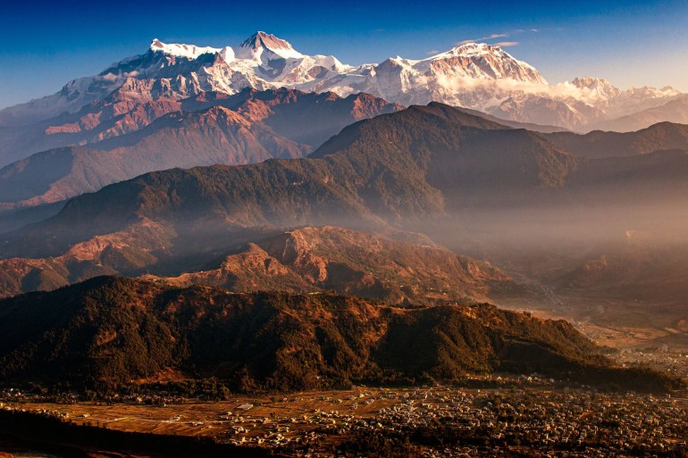 تناول الفريق في دراسته جبال الهيمالايا الوسطى والشرقية في كل بوتان ونيبال لدراسة معدلات التعرية (بيكساباي)