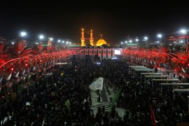 Iraqis march to Kerbala for the pilgrimage of Arbaeen