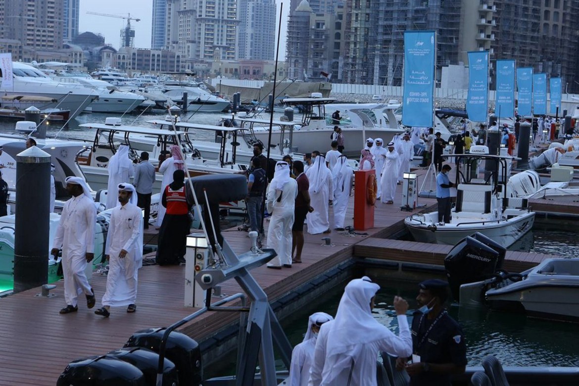 حضور كثيف لفعاليات معرض قطر الدولي للقوارب (الجزيرة)