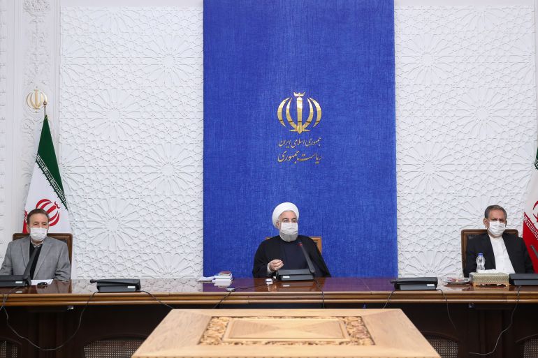 روحاني أعلن أن العقوبات الأميركية أدت إلى انخفاض 200 مليار دولار من إيرادات بلاده (الجزيرة نت)