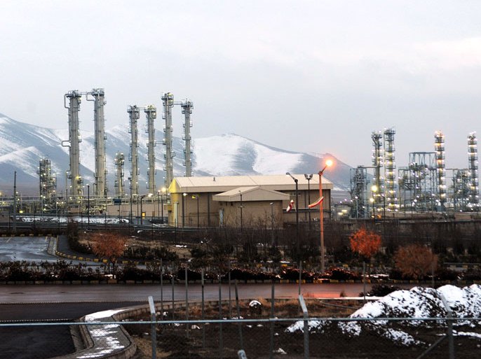 الوكالة الدولية للطاقة الذرية تقول إن إيران بدات ضخ غاز اليورانيوم في أجهزة طرد مركزي جديدة في منشأة نطنز (الفرنسية)