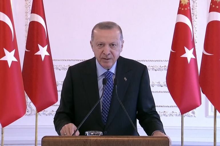 أردوغان ينفي بيع مصنع أسلحة لقطر ويفند ادعاءات المعارضة التركية