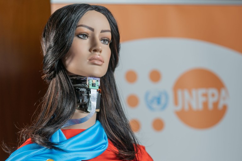 الروبوت شامة أول روبوت مغربية مائة بالمائة تشارك في حملة لمناهضة العنف والتمييز ضد النساء