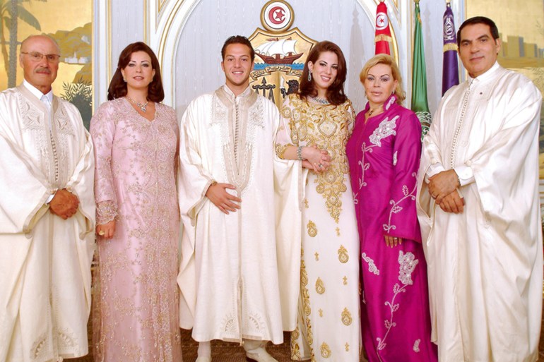 الرئيس التونسي الأسبق الراحل زين العابدين بن علي وعائلته