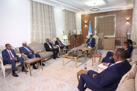 مكتب الرئاسة الصومالية/ الزعماء الصوماليون يجتمعون في مدينة دوسمريب وسط الصومال في 3 فبراير 2021