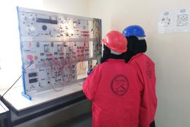 فتيات يتدربن على الكهرباء بمركز حيلي بريسي ،مقديشو 15 فبراير 2021