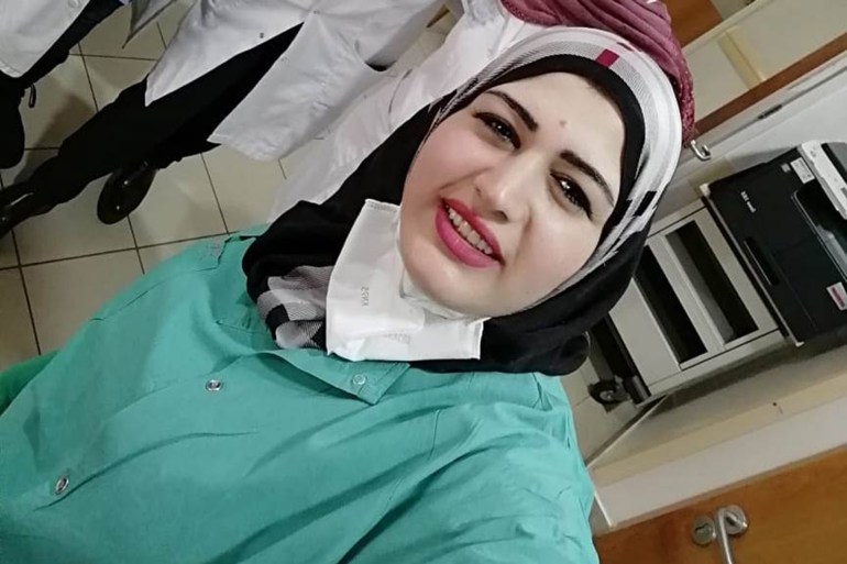 9 الممرضة دعاء ابو دية تنوه بالدور الحقيقي لهذه الشركة في تشجيع الشابات الممرضات في الاستمرار بعملهن بالرغم من الظروف الاقتصادية الصعبة التي يمر
