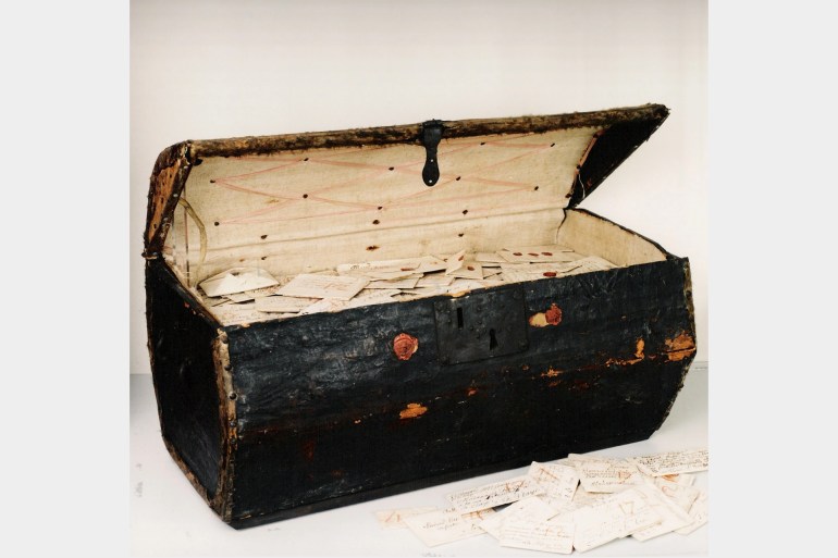 Sealed letters from this 17th-century trunk that belonged to the postmasters Simon and Marie de Brienne were scanned by X-ray microtomography and “virtually unfolded” to reveal their contents for the first time in centuries.Credit...Unlocking History Research Group