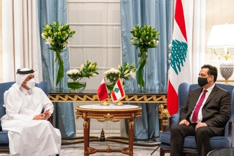 لقاء وزير الخارجية القطري مع رئيس حكومة تصريف الاعمال اللبنانية حسان دياب في الدوحة