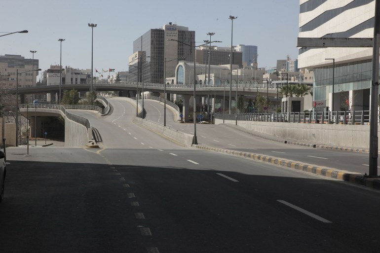 العاصمة عمان تحولت إلى مدينة أشباح بفعل الحظر