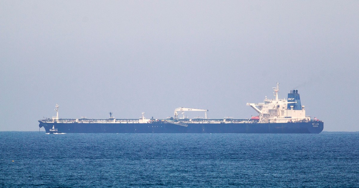 رويترز: مالكو ناقلات يطلبون تغيير ميناء شحن النفط لإسرائيل