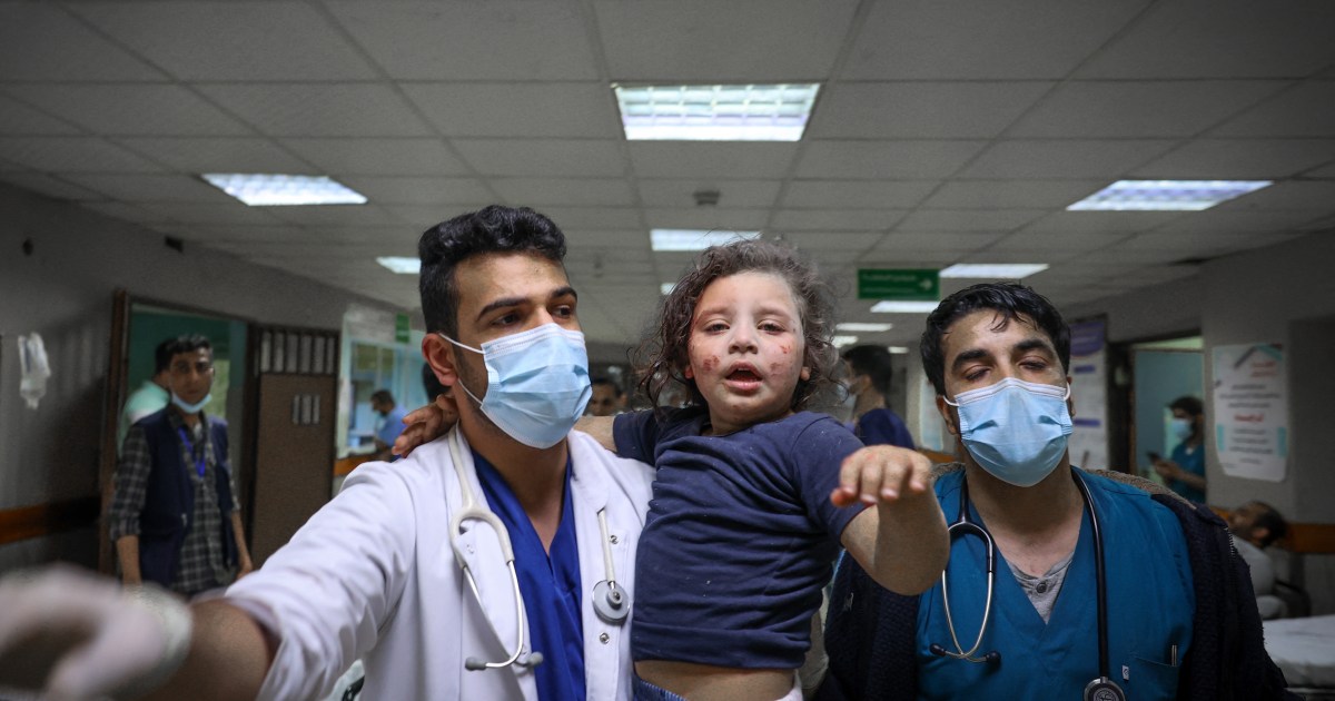 من داخل غرف الطوارئ.. كيف تبدو مستشفيات قطاع غزة تحت القصف؟