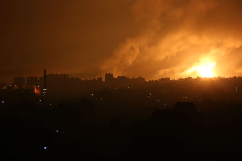 Israel resumes attacks on Gaza