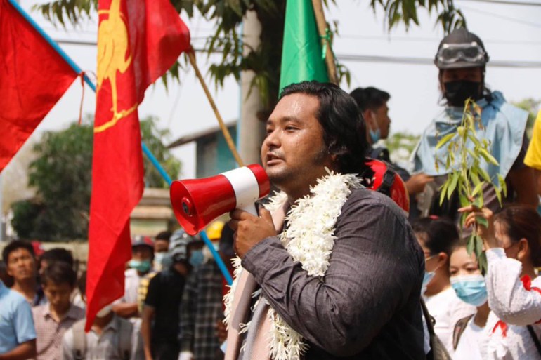واي مو ناينغ أبرز قادة الحراك الطلابي ضد الإنقلاب في بلدة مونيا وسط ميانمار أعتقل منتصف الشهر الماضي وتعرض للتعذيب خلال التحقيق كما تقول تقارير