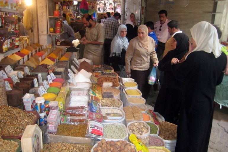 تحضيرات العراقيون لاستقبال عيد الأضحى المبارك (الجزيرة نت)