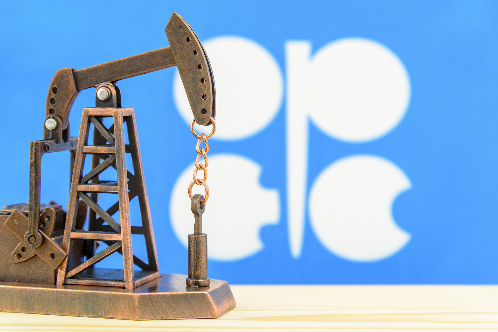 Reuters: OPEC Plus talks are difficult and there are possibilities of extending the production policy