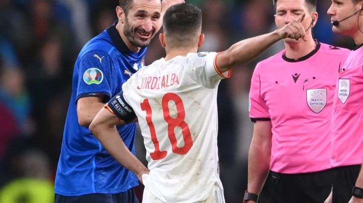 Euro 2020 - Semi Final - Italy v Spain Soccer Football - Euro 2020 - Semi Final - Italy v Spain - Wembley Stadium, London, Britain - July 6, 2021 Italy's Giorgio Chiellini and Spain's Jordi Alba before the penalty shoot-out Pool via REUTERS/Laurence Griffiths