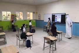 تطبيق التباعد الاجتماعي في المدارس بدول الخليجي من الاجراءات الاحترازية