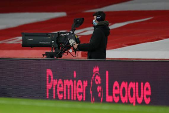 Arsenal v Wolverhampton Wanderers - Premier League LONDON, ENGLAND - NOVEMBER 29: A television camera behind the Premier League logo during the Premier League match between Arsenal and Wolverhampton Wanderers at Emirates Stadium on November 29, 2020 in London, England. Sporting stadiums around the UK remain under strict restrictions due to the Coronavirus Pandemic as Government social distancing laws prohibit fans inside venues resulting in games being played behind closed doors. (Photo by Catherine Ivill/Getty Images)