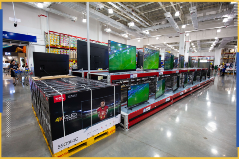 NANCHANG CHINA-SEPTEMBER 6, 2018: Toshiba, Skyworth and Sony's large-screen 4K LCD TVs are on sale in a Sam member store of Wal-Mart, attracting consumers to buy them.