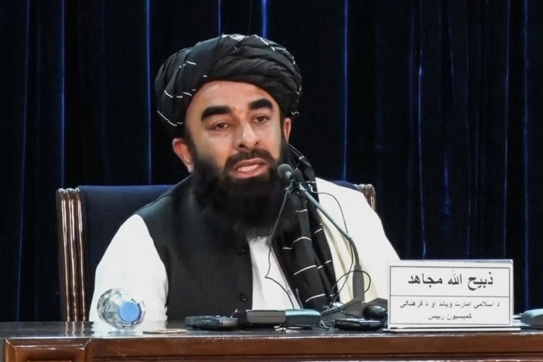 مؤتمر صحفي للمتحدث باسم طالبان ذبيح الله مجاهد