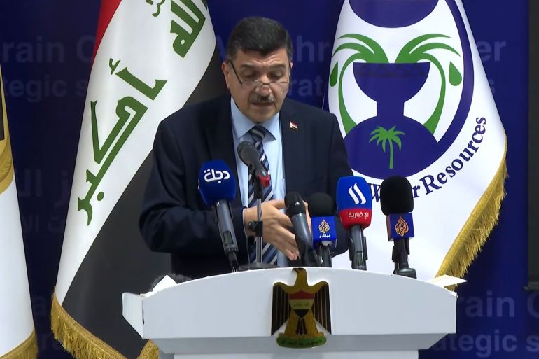 الحمداني كشف في وقت سابق عن انخفاض كميات المياه الواردة من إيران وتركيا بنسبة تبلغ 50%