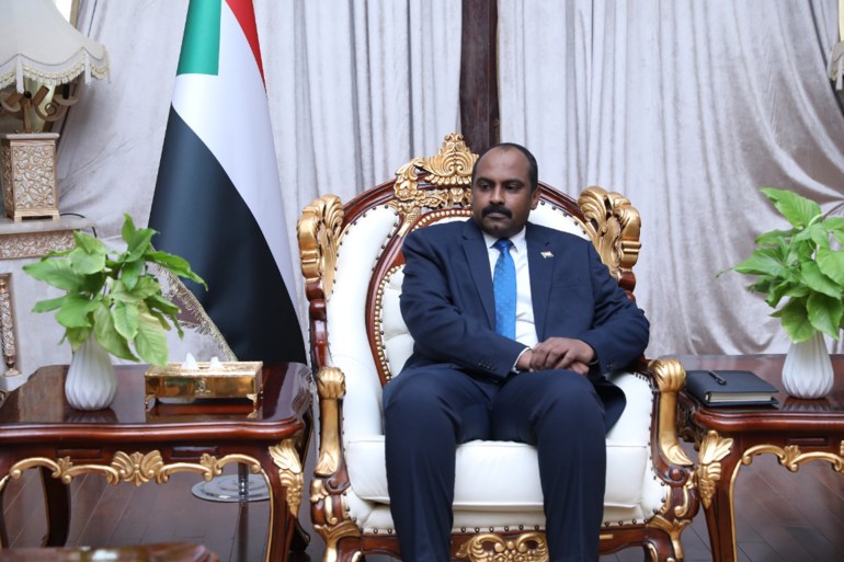 محمد الفكي سليمان عضو مجلس السيادة السوداني المصدر الجزيرة نت