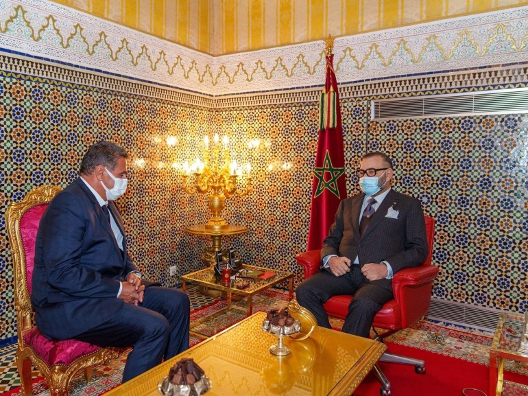 عزيز أخنوش رئيس الحكومة المغربية الجديد، في لقائه بالملك محمد السادس