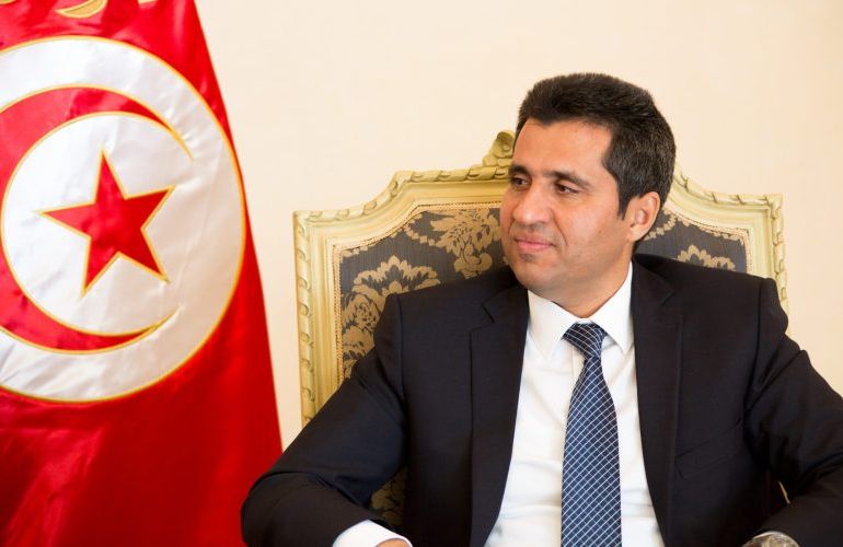 وزير الاتصالات التونسي السابق أنور معروف
