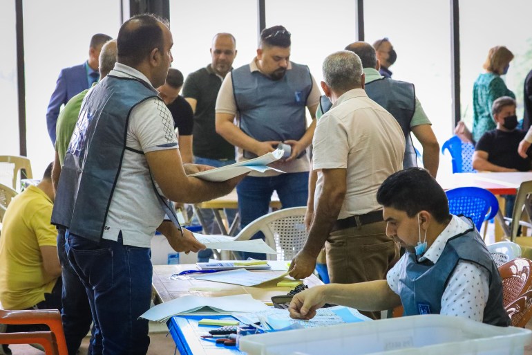 Vote counting continue in Iraq