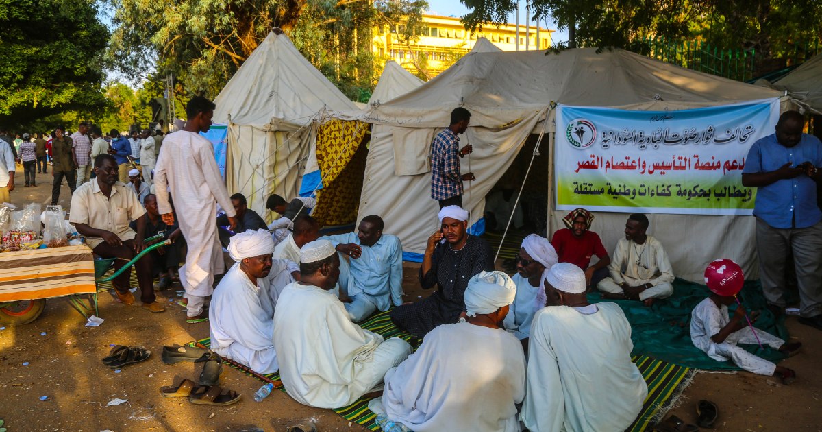 السودان.. دعوات لمظاهرات حاشدة الخميس والسجال يتصاعد بين معسكري "الحرية والتغيير"