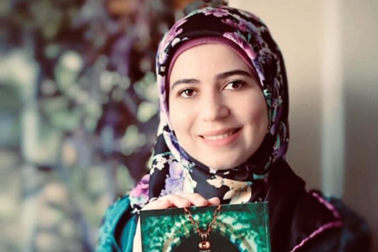 تركيا - خليل مبروك - المهندسة راما جمال تعرض روايتها رسائل الحب والحرب بين القدس ودمشق - مصدر الصورة حساب راما جمال على فيس بوك