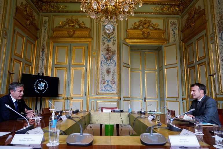 French President Emmanuel Macron meets with U.S. Secretary of State Antony Blinken at the Elysee Palace in Paris, France June 25, 2021. Andrew Harnik/Pool via REUTERS