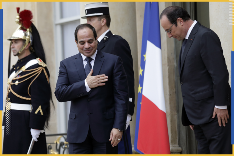 French President Francois Hollande (R) accompanies Egyptian President Abdel Fattah al-Sisi as he leaves the Elysee Palace in Paris, November 26, 2014. REUTERS/Philippe Wojazer (FRANCE - Tags: POLITICS)