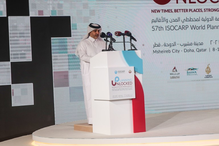 وزير البلدية القطري يؤكد إن الدوحة تمكنت من تحقيق أحد أكثر نماذج التنمية الحضرية إلهاما في الشرق الأوسط (الجزيرة)