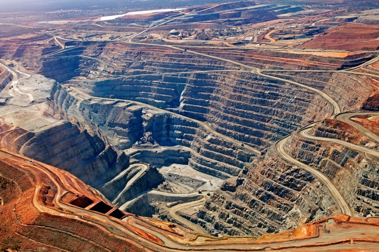 GettyImages-156830448 Gold mine,Western Australia منجم ذهب في أستراليا الغربية