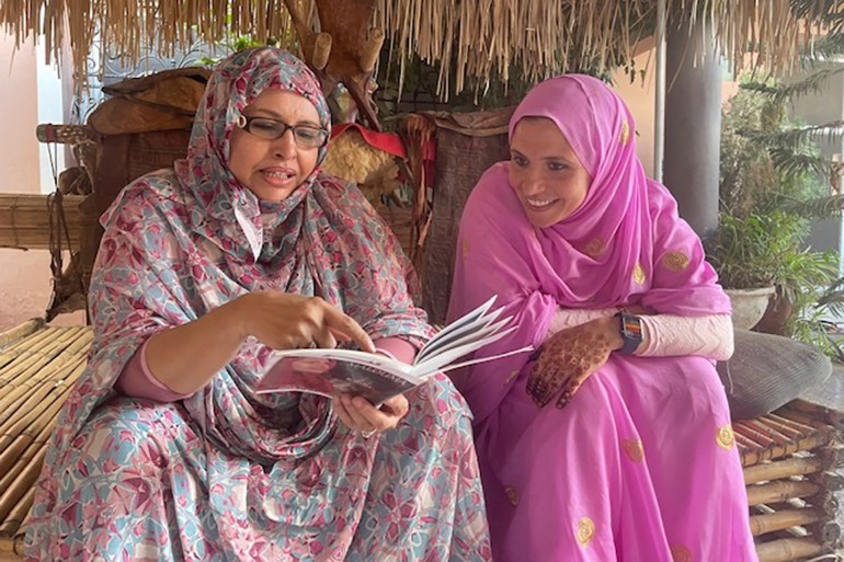 المعلومة بنت الميداح.. الفنانة المتمردة التي أوصلت الأغنية الموريتانية إلى العالمية