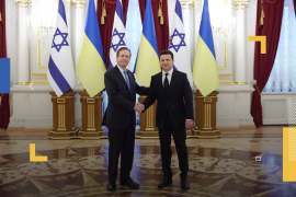Ukrainian President Volodymyr Zelenskiy and Israeli President Isaac Herzog pose for a picture during their meeting in Kyiv, Ukraine October 5, 2021. Ukrainian Presidential Press Service/Handout via REUTERS ATTENTION EDITORS - THIS IMAGE WAS PROVIDED BY A THIRD PARTY.