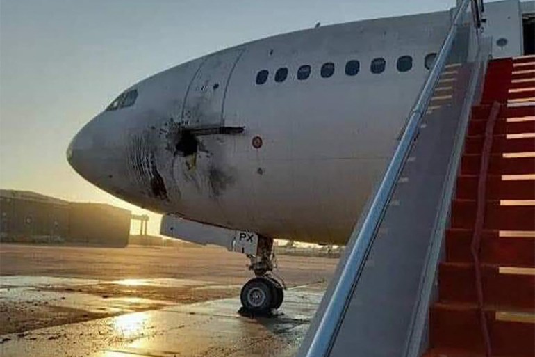 لا خسائر بشرية ولا توقف للرحلات.. هجوم صاروخي على مطار بغداد يصيب طائرة مدنية