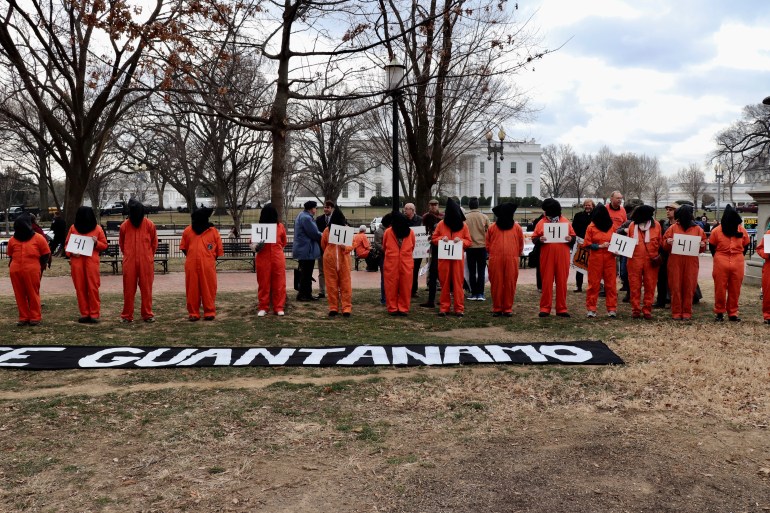 Activists demand Guantanamo Bay's closure near White House