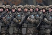 قوات حفظ السلام الجماعية التابعة لمنظمة معاهدة الأمن الجماعي بدأت في سحب قواتها من كازاخستان (رويترز)