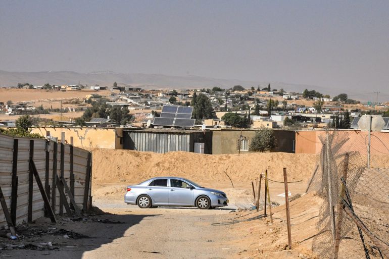 صورة 5 قرية الزعرورة يقطنها 3700 نسمة مهددة بالهدم لصالح منجم الفوسفات.