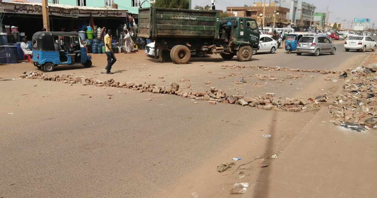 بعد مقتل 7 متظاهرين أمس.. هكذا كانت الاستجابة للعصيان المدني بالعاصمة السودانية