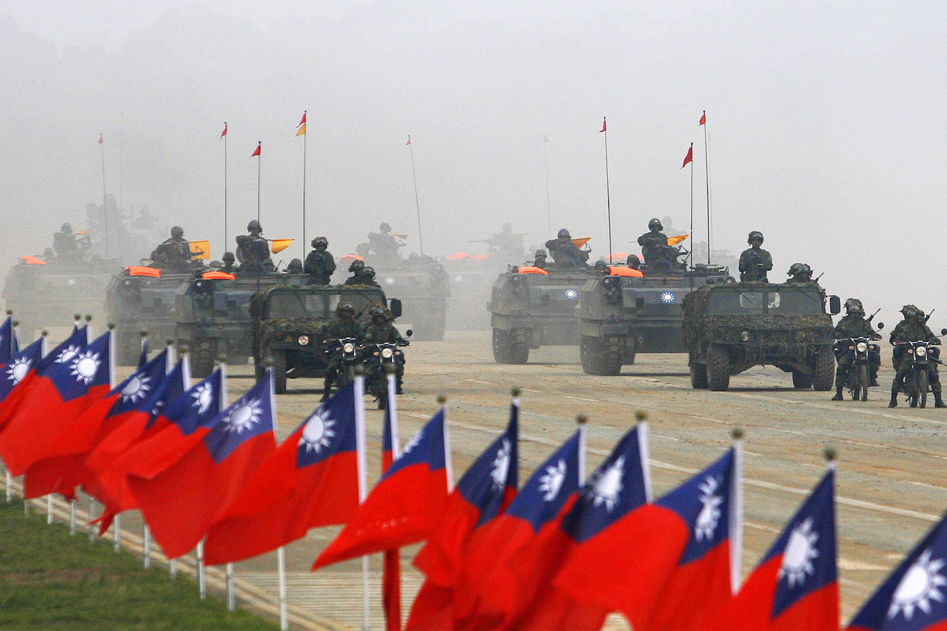 Китай заявляет что готов к прямому военному. Сухопутные войска китайской Республики Тайвань. Армия Тайваня 2022. Армия Тайваня и Китая. Армия Тайваня 2021.
