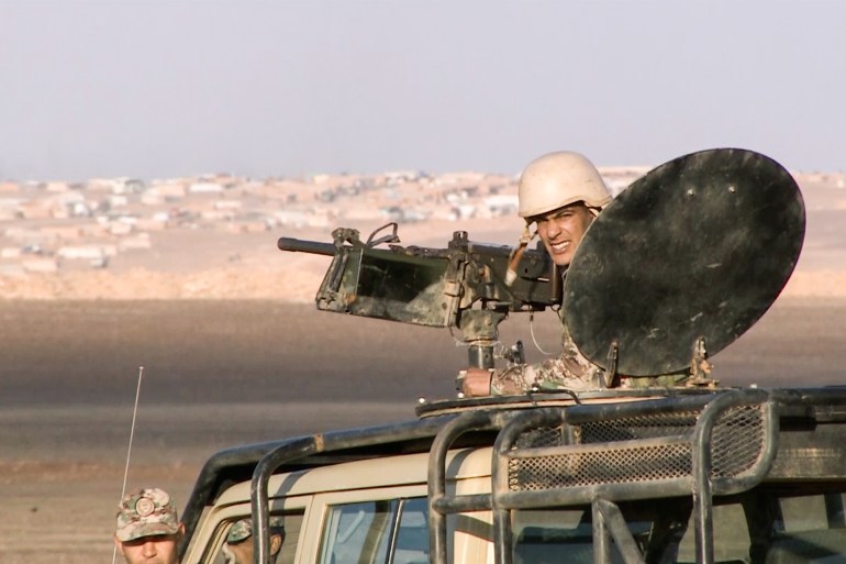 (الأردن/ سوريا/ تامر الصماري/ قوات أردنية تتمركز على الحدود الأردنية السورية).