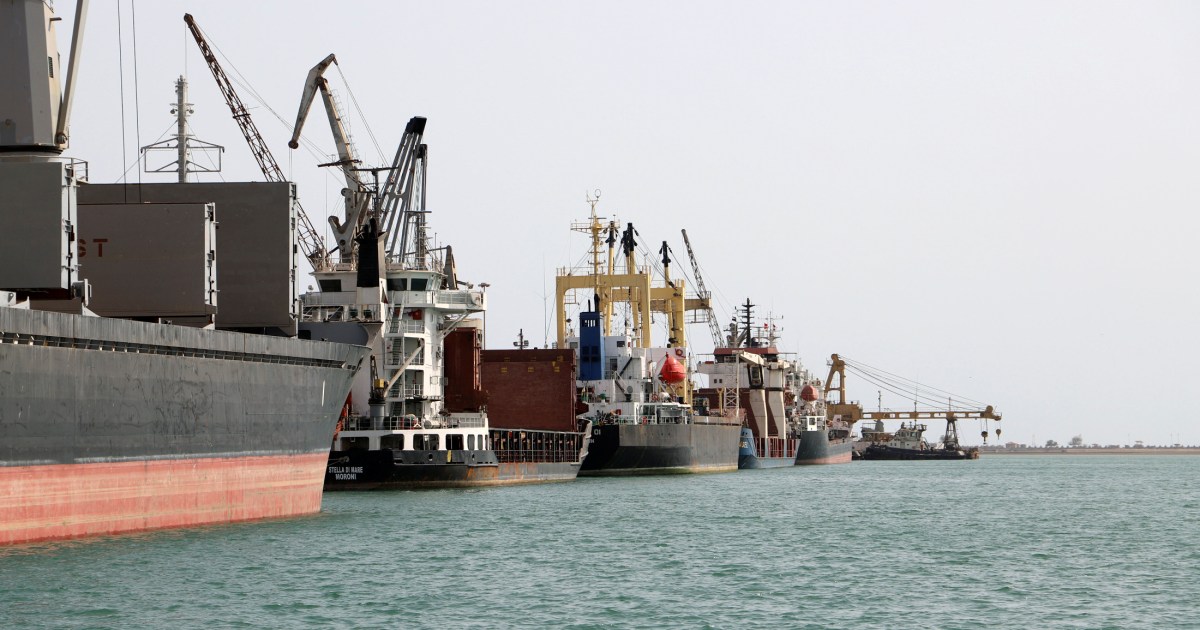 الحكومة اليمنية تسمح بدخول سفن نفط إلى الحديدة والبعثة الأممية تبحث رفع مستوى الاستقرار بالمحافظة